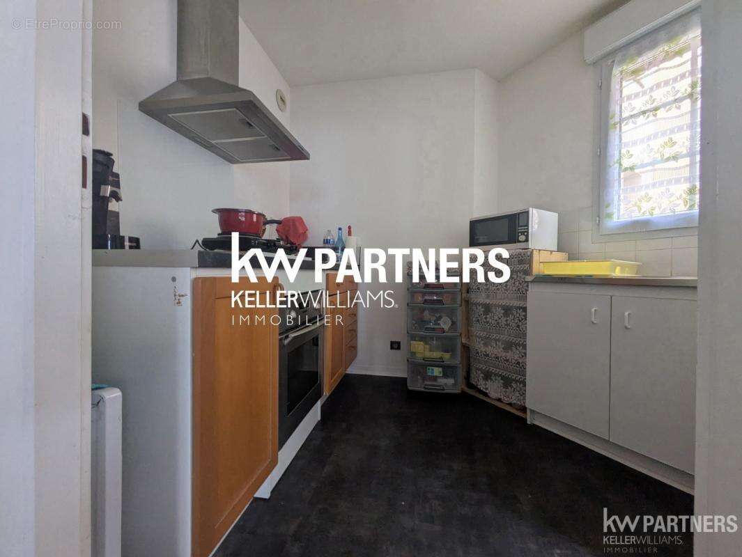 Appartement à COUTRAS