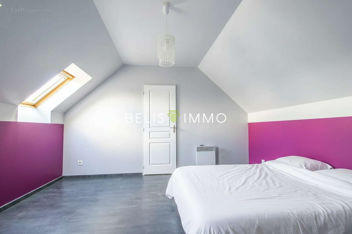 Maison à MONTLOUIS-SUR-LOIRE
