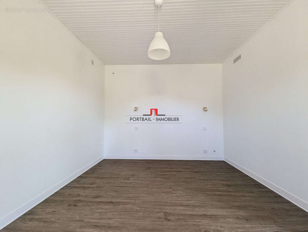 Maison 76 m² à Villeneuve  - photo 6