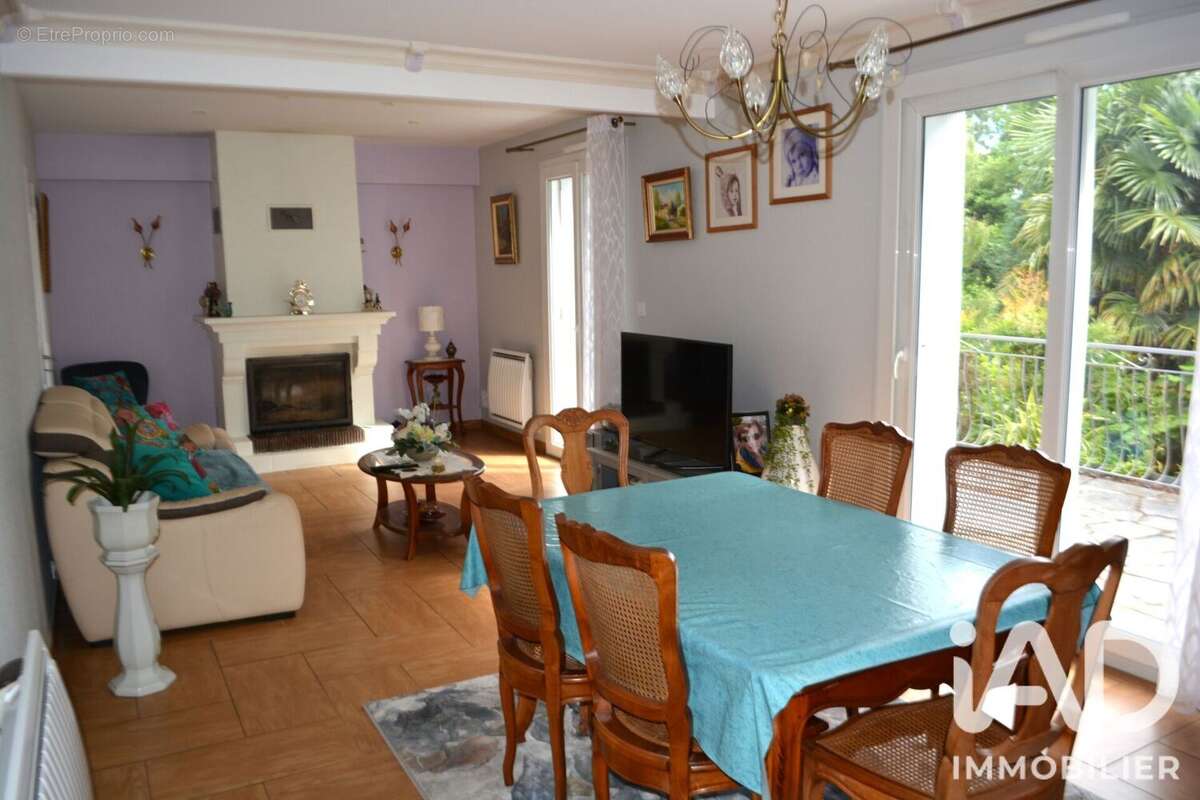 Photo 5 - Maison à FOUGERES