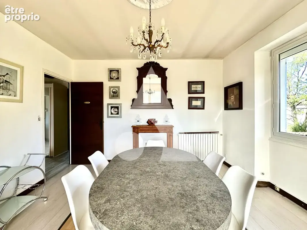 Maison Bretenoux 192m² avec appartement, 8 pièces, 4 chambres, piscine. - photo 5