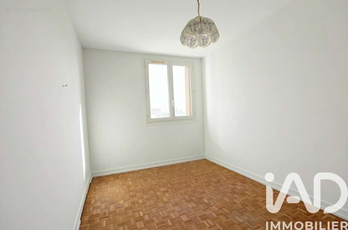 Photo 4 - Appartement à ASNIERES-SUR-SEINE