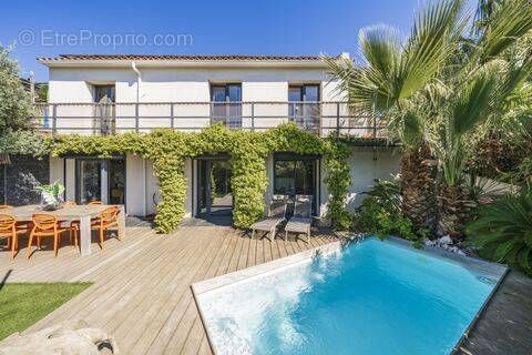 Maison à CAVALAIRE-SUR-MER