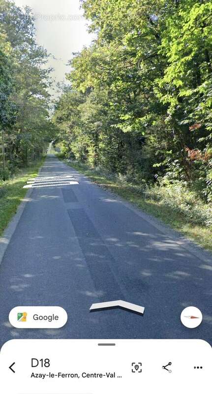 Photo 4 - Terrain à AZAY-LE-FERRON