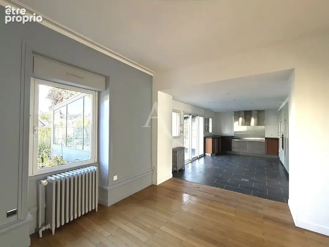 Nantes Canclaux Charmante maison familiale de 8 pièces avec terrasse, jardin et garage - photo 7
