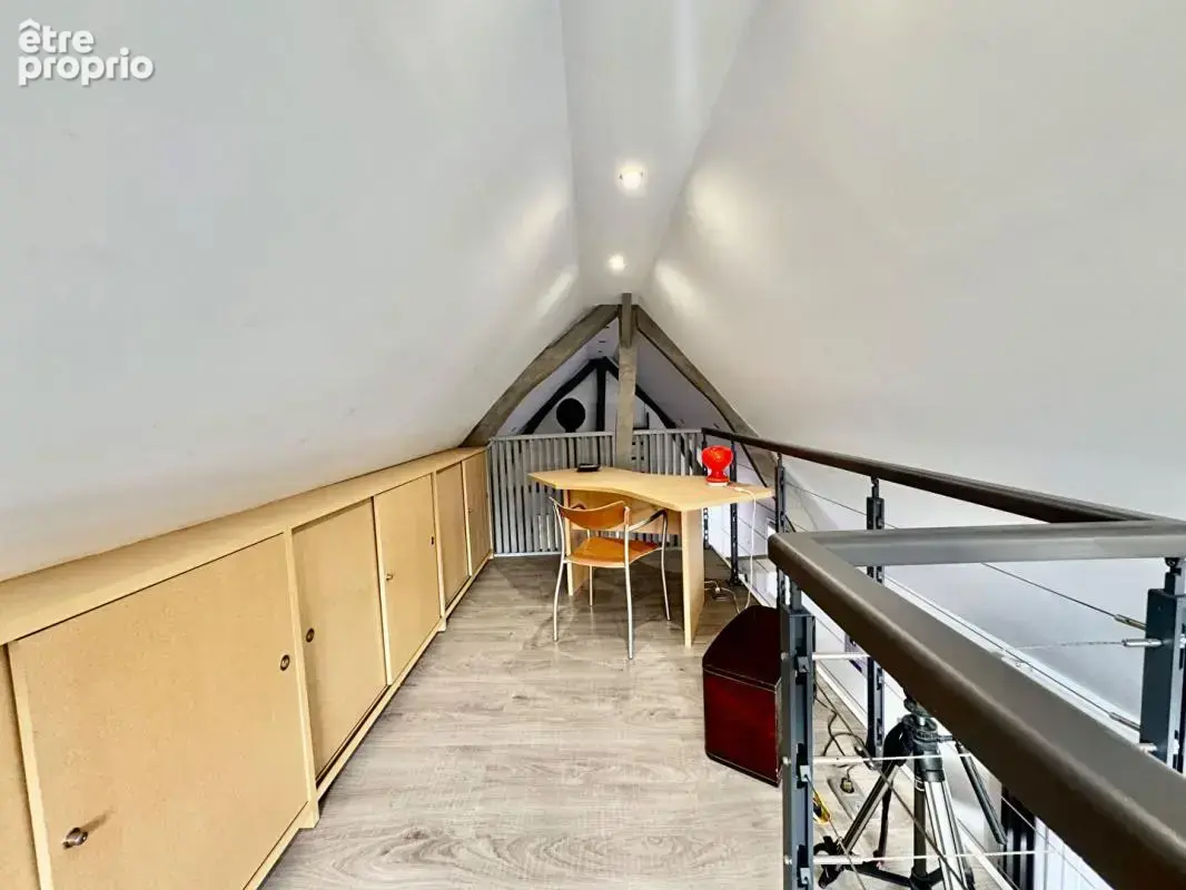 UNE VRAIE PEPITE! Longère compsée de 2 batiments (125 et 80m2) 5 chambres , jardin , gararge, dépendances à NAOURS - photo 14