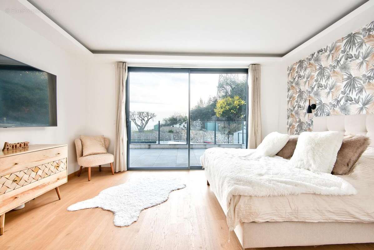 Maison à TOURRETTE-LEVENS