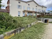 Façade principale - Appartement à SALLES-ARBUISSONNAS-EN-BEAUJOLAIS