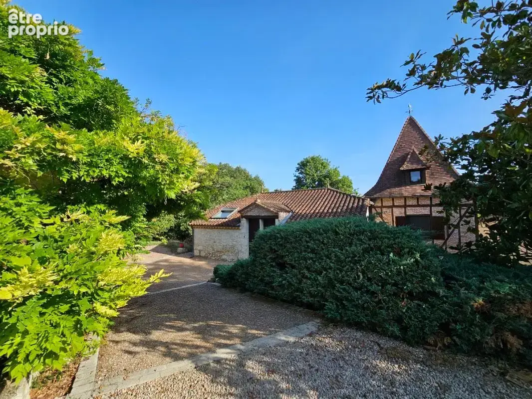 Laroque-Timbaut : Havre de Paix et d'Histoire : Domaine en Pierre du XVIIIe Siècle : Maison de Caractère 310 m² habitables +  dé - photo 18