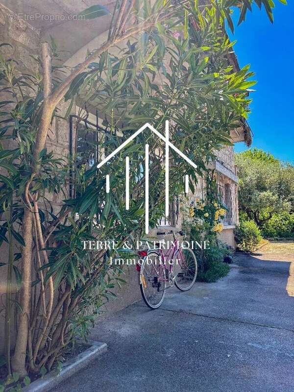 Maison à VALLON-PONT-D&#039;ARC