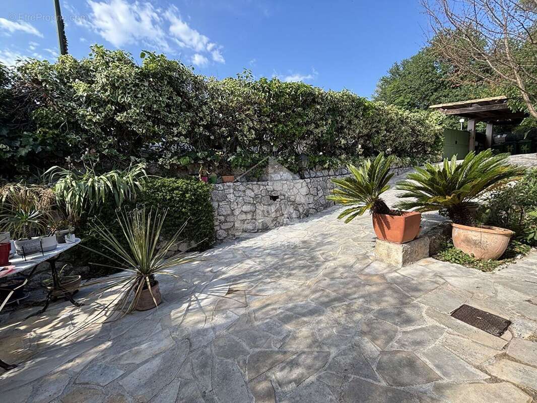 Maison à LA COLLE-SUR-LOUP
