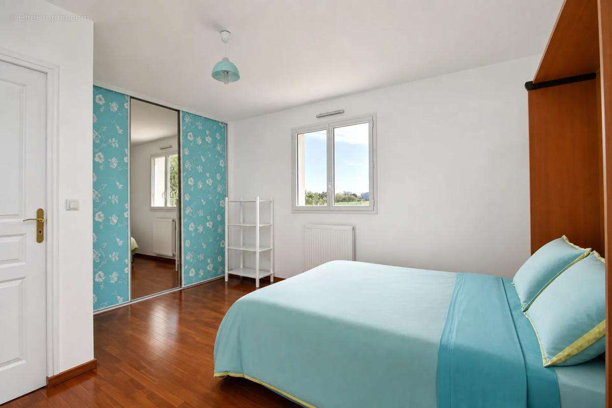 Spacieuse maison 9 pièces à Changé, 207 m² - photo 10