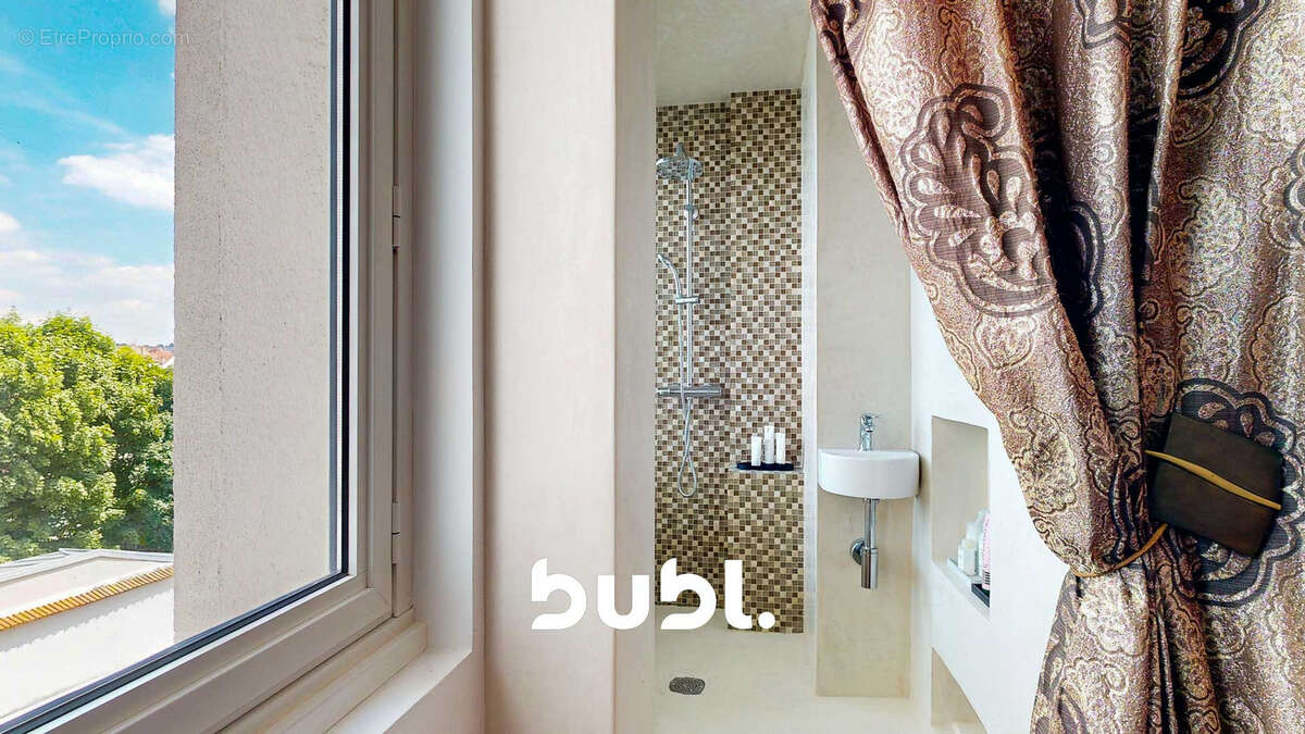 Appartement à RUEIL-MALMAISON