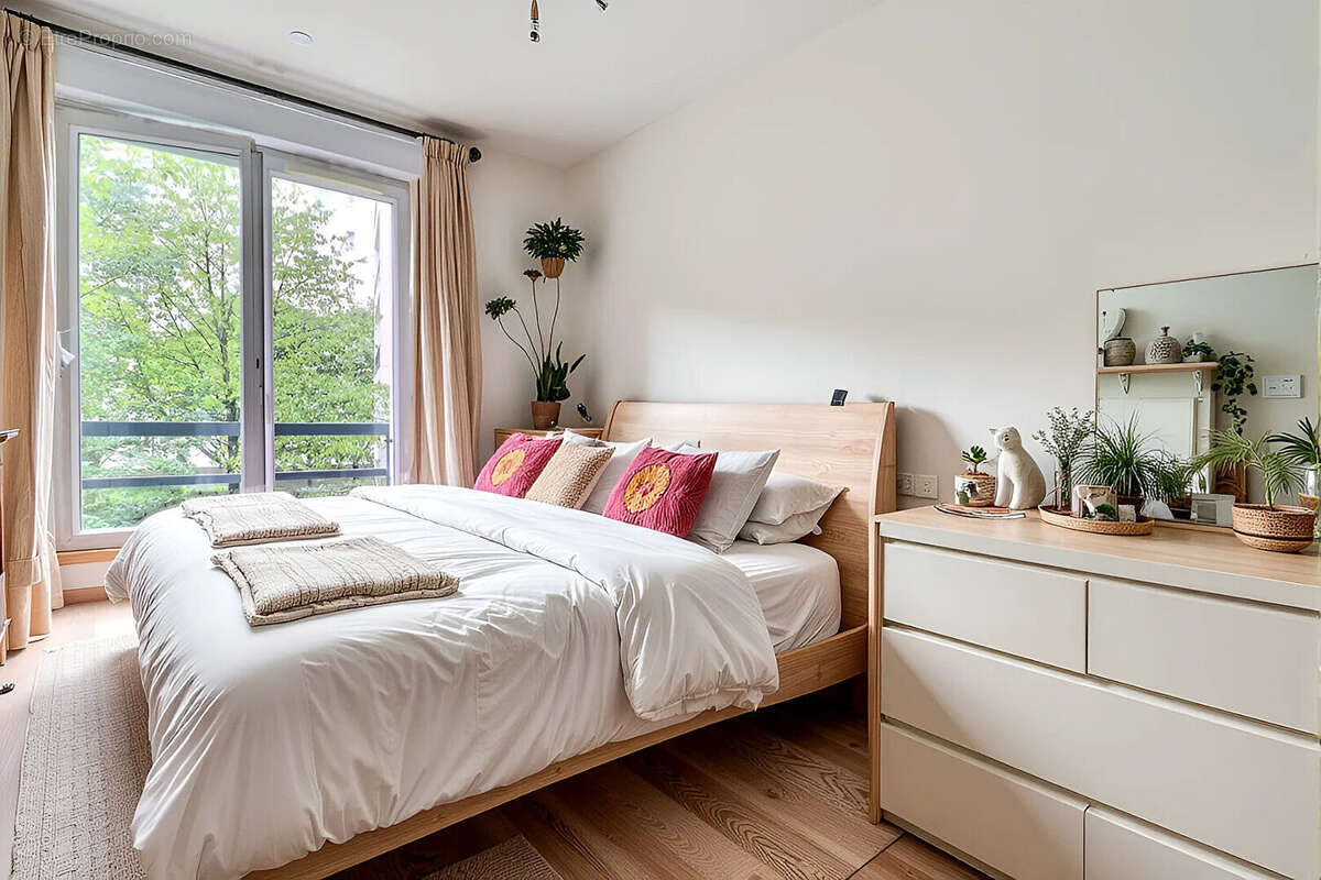 Appartement à COLOMBES