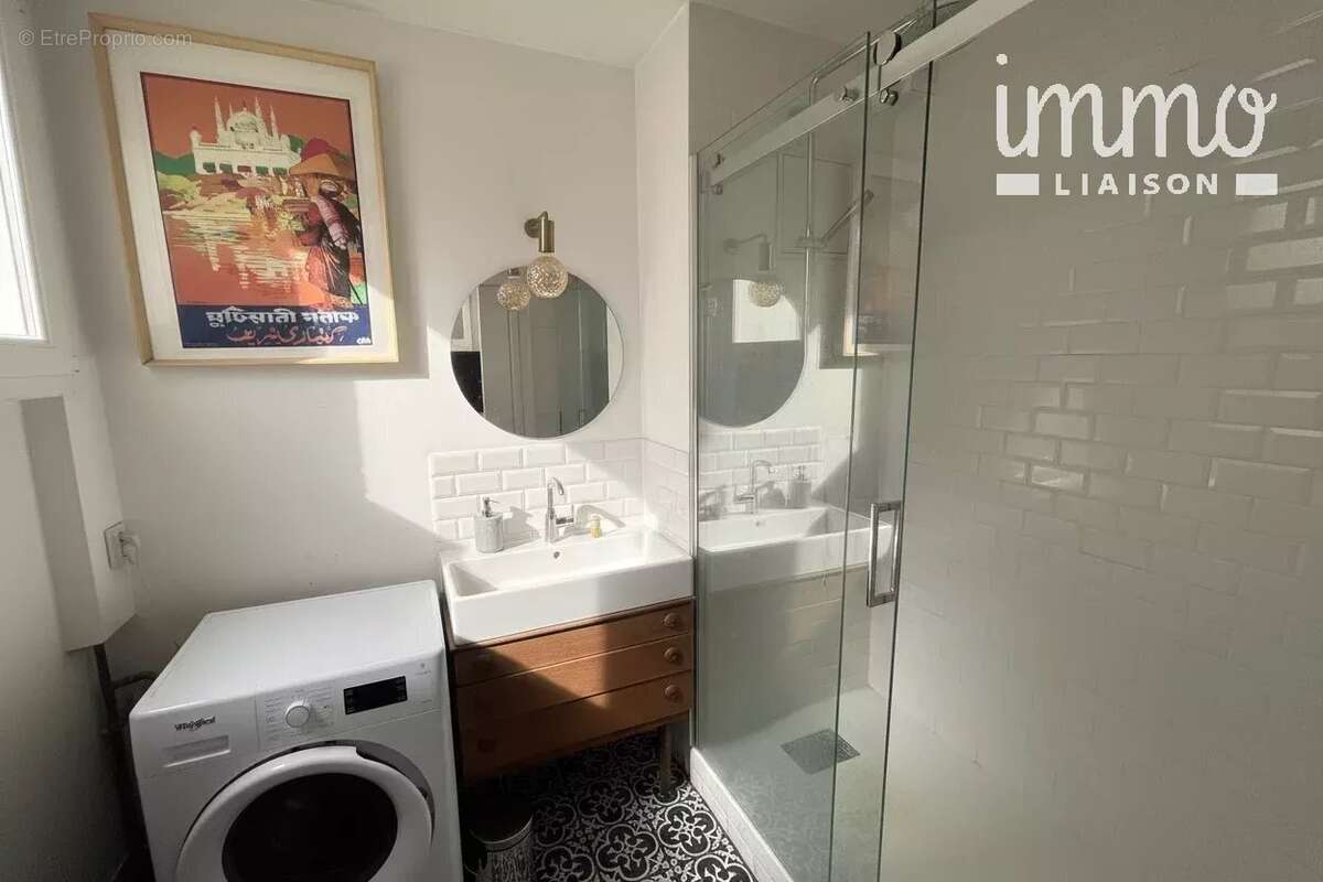 Appartement à PARIS-19E