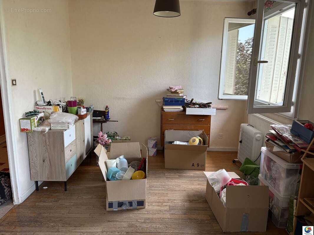 Maison à SAINT-LAURENT-DE-MURE