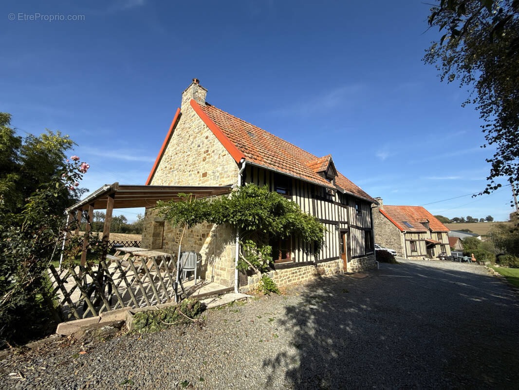 Maison à ISIGNY-LE-BUAT