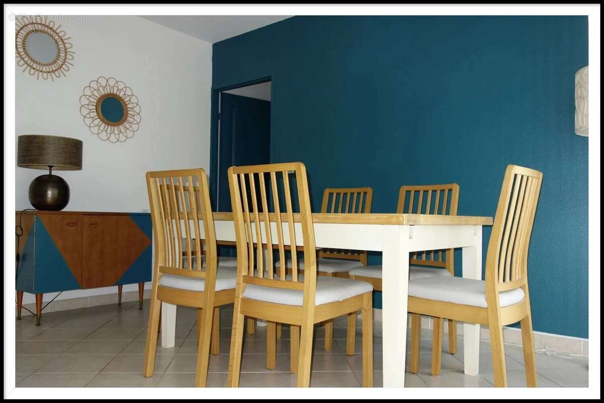 Appartement à BAGNOLS-SUR-CEZE