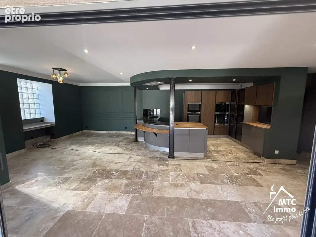 Triplex en pierre 182 m2 type maison de village haut standing 5 chambres piscine - photo 28