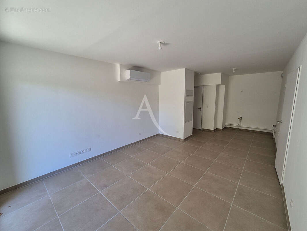 Appartement Neuf Marguerittes 2 pièce(s) 47.62m² - photo 4