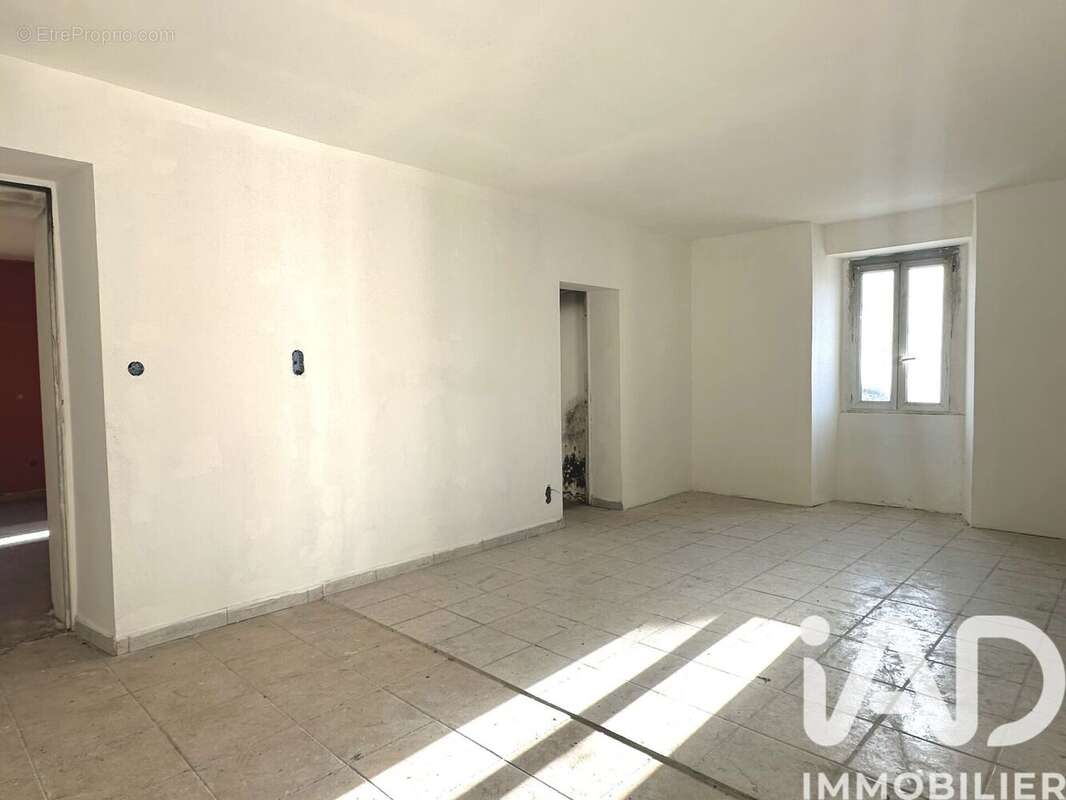 Photo 8 - Appartement à LA GRAND-COMBE