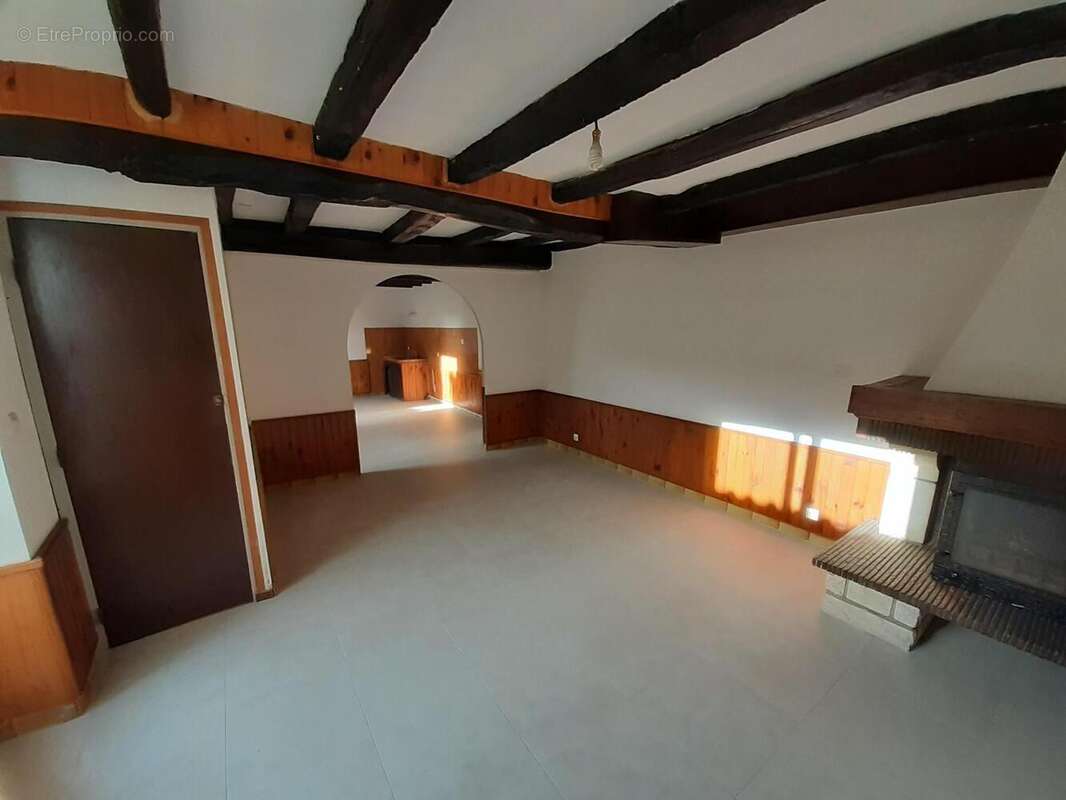   - Maison à SAINTE-VERGE