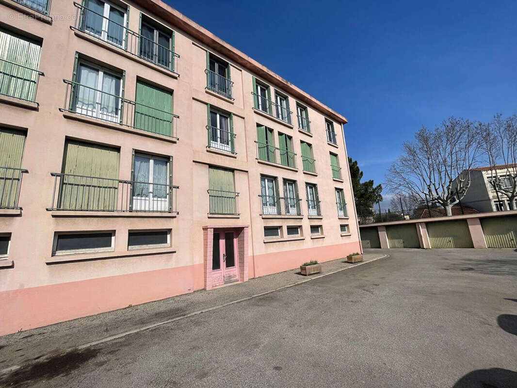 Appartement à ARLES