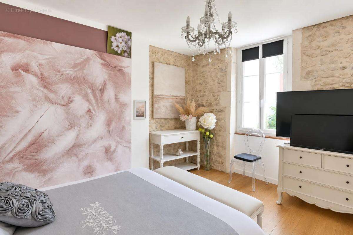 Maison de 5 pièces de 135 m² à Pont-Saint-Esprit - photo 8
