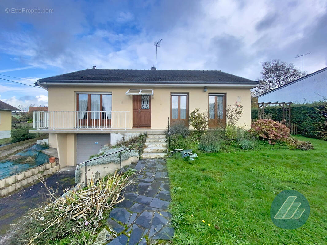 Maison à CRECY-EN-PONTHIEU