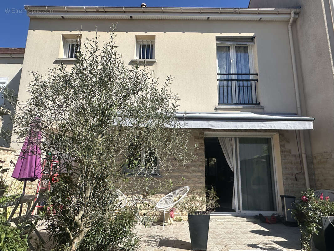 Maison à CHAMPIGNY-SUR-MARNE