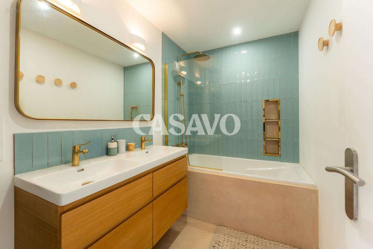 Appartement à EGUILLES