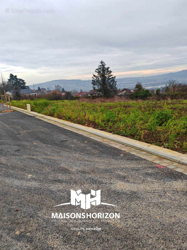 Maison à NORROY-LES-PONT-A-MOUSSON