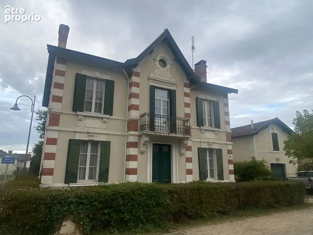 Photo Maison à Sabres au prix de 250 000€