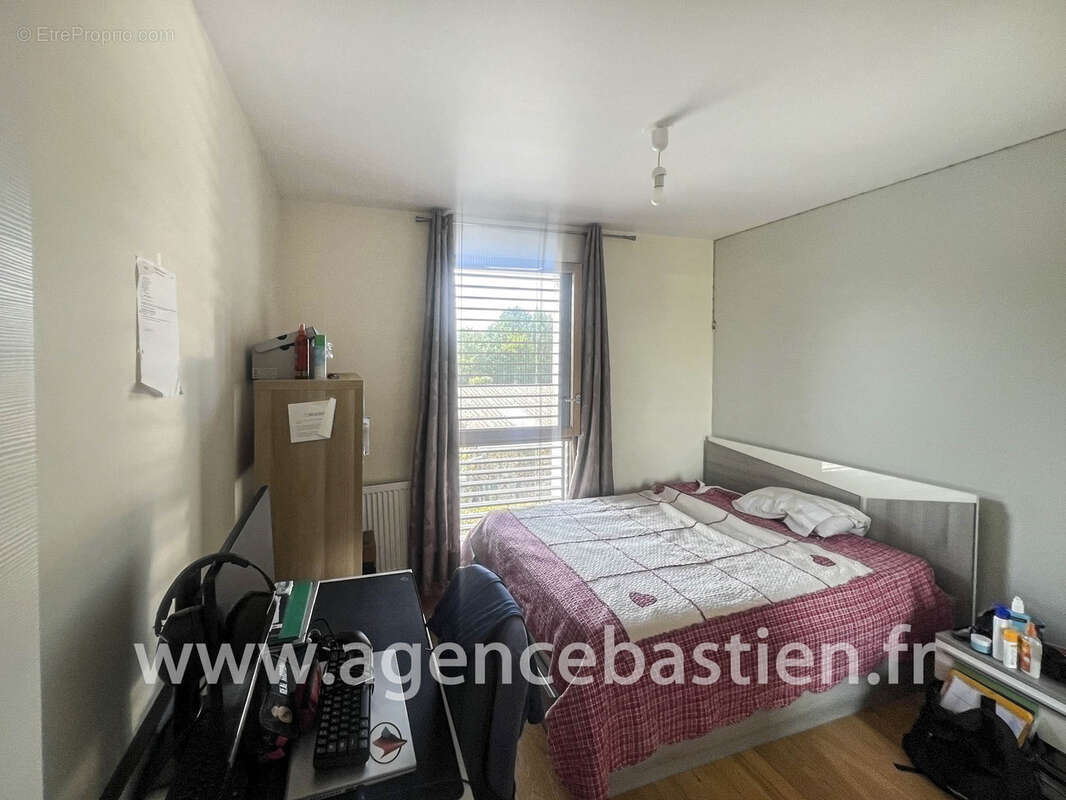 SEGNY - Appartement Duplex T4 de 100 m2   3 chambres, cave, parking, proche TPG et Genève - photo 10