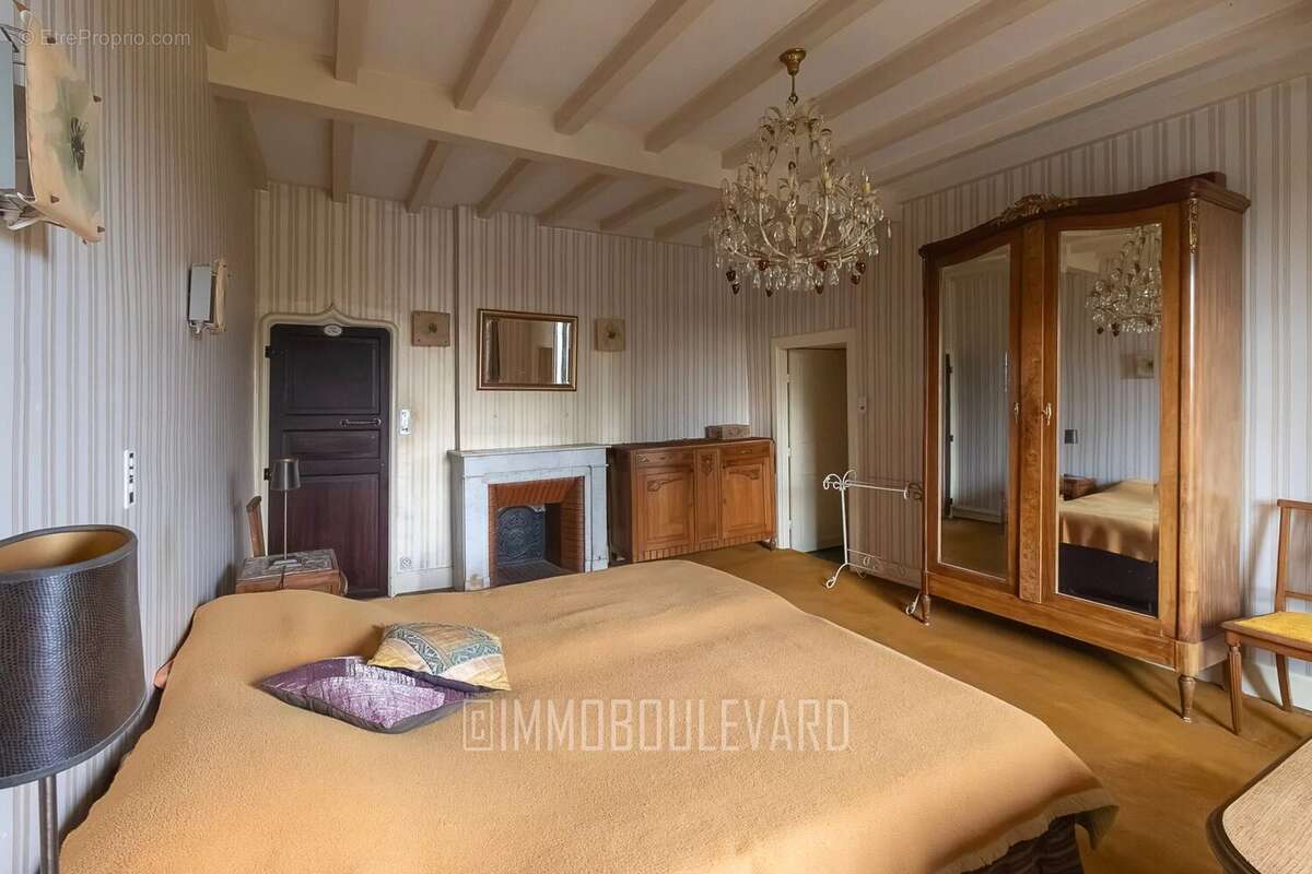 Maison à SAINT-MAURICE-PRES-PIONSAT