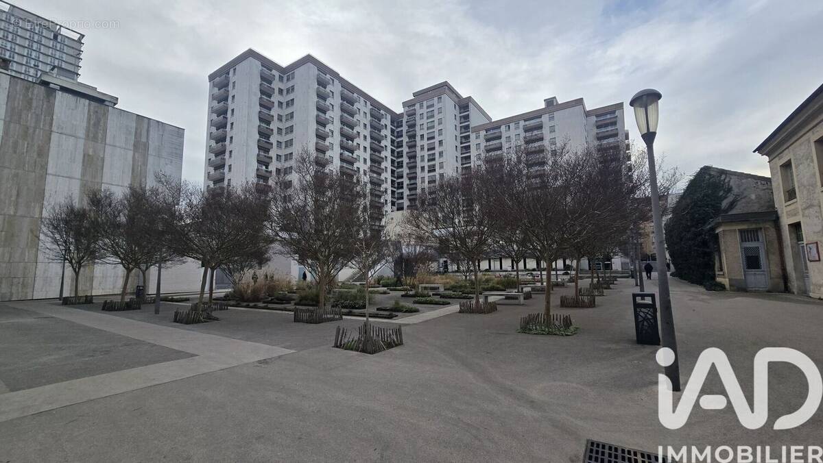 Photo 1 - Appartement à CHOISY-LE-ROI