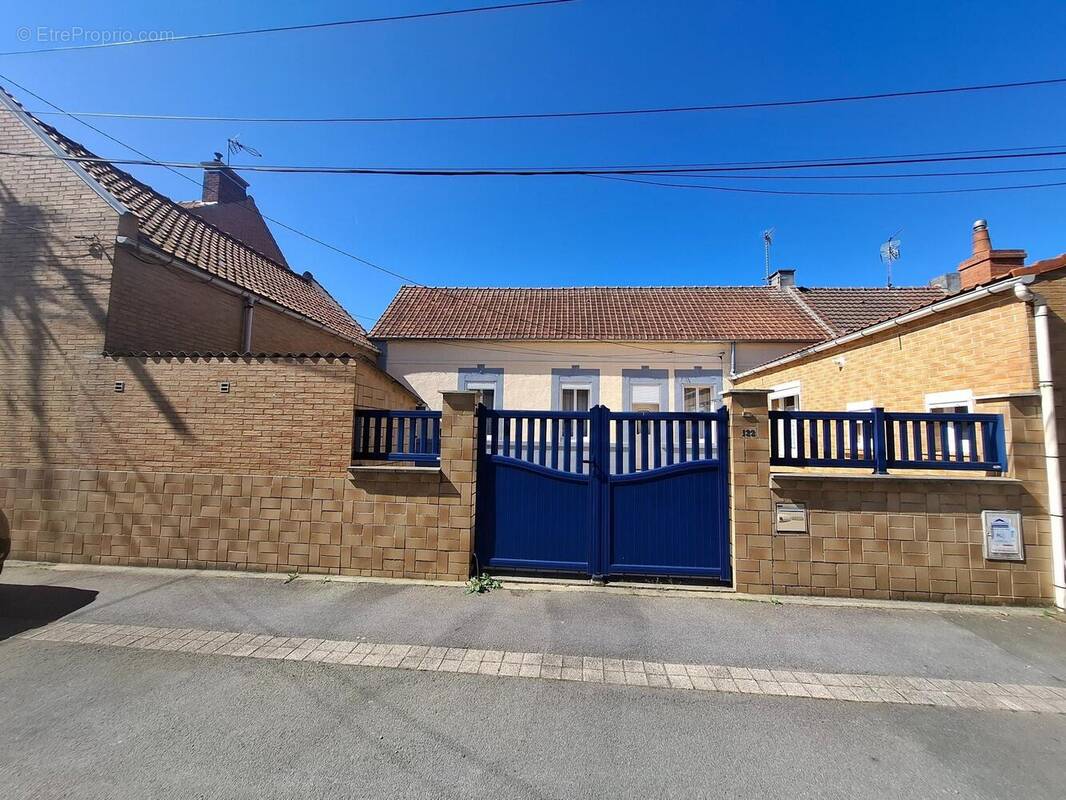 Photo 1 - Maison à HENIN-BEAUMONT