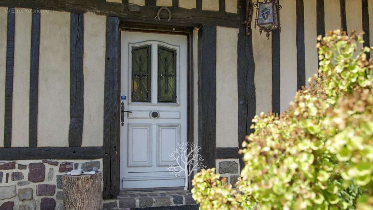 Maison à SAINT-PAER