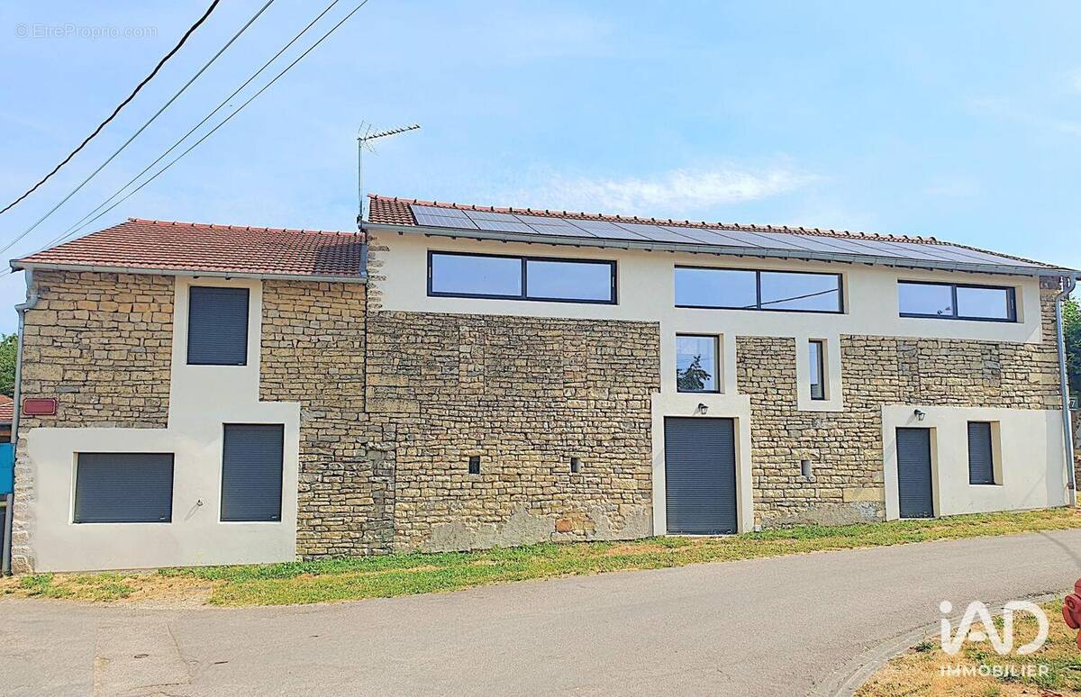 Photo 1 - Maison à MAGNY-LES-JUSSEY