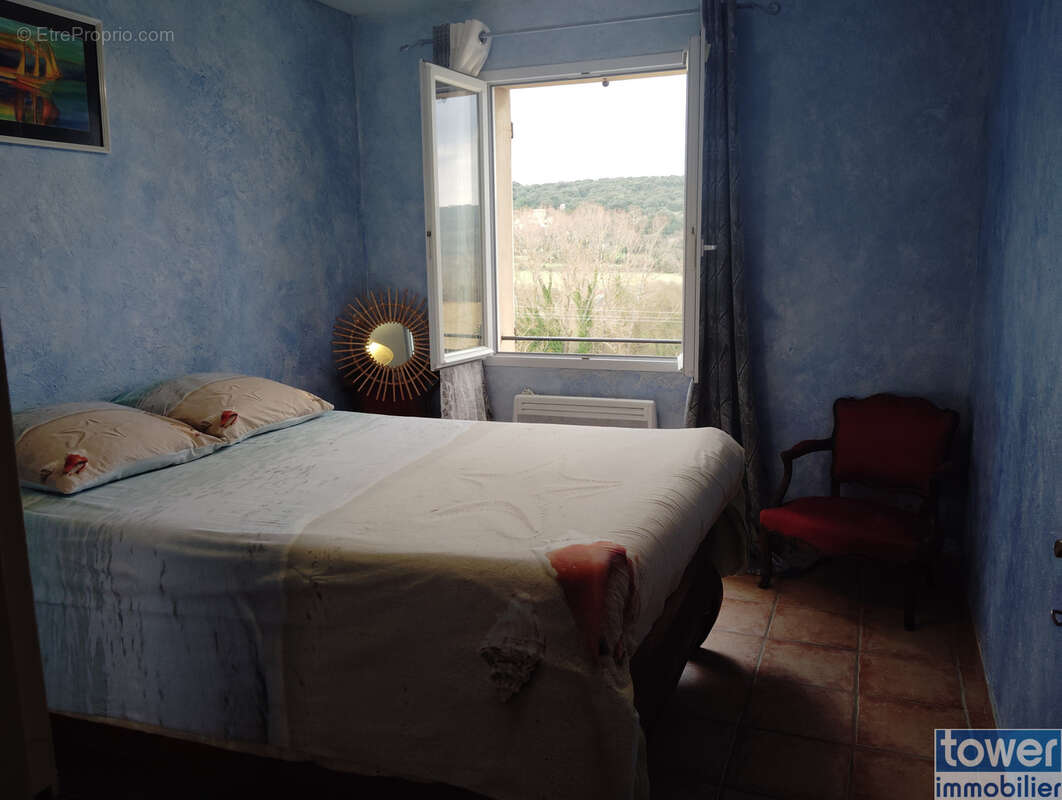 Maison à LUSSAN