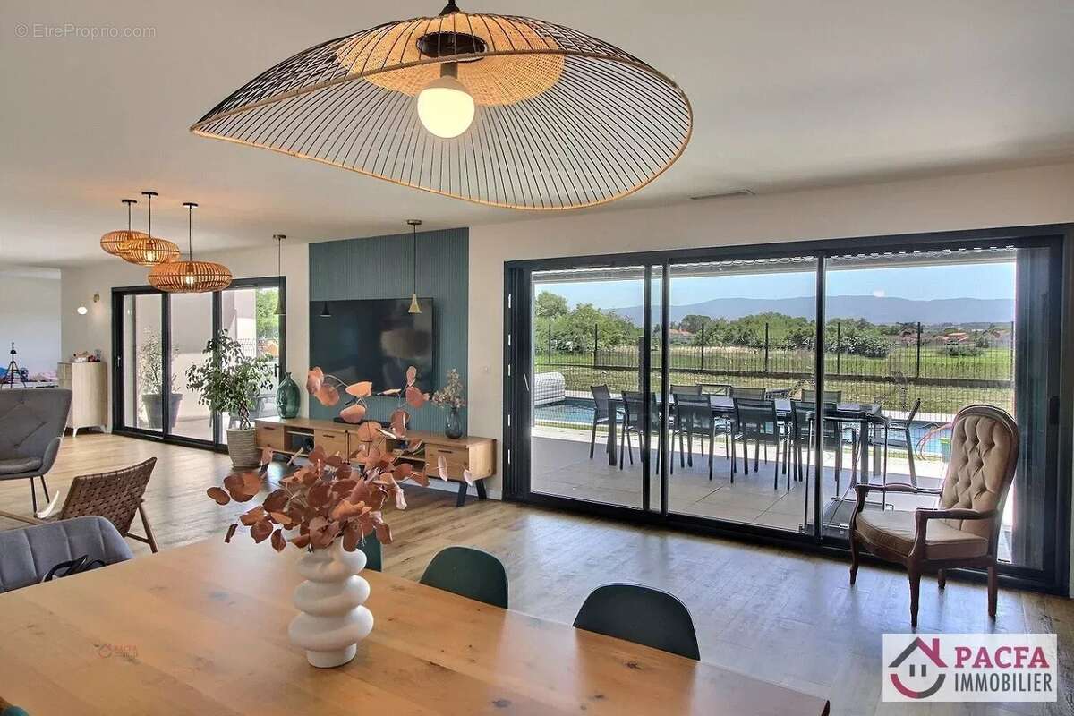Villa moderne de plain-pied 220 m² -CASTRES - photo 5