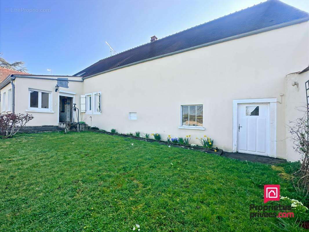 Maison Sauvigny Le Bois très proche Avalllon - photo 2