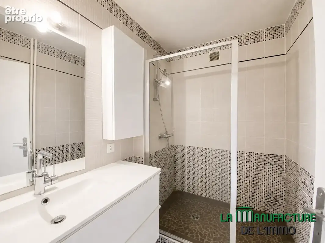 Appartement f3 lumineux avec balcon et garage / saint-etienne centre 2 - photo 12