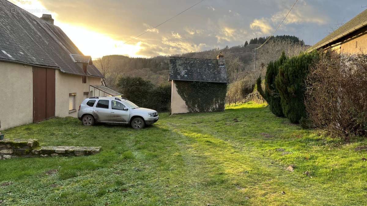 Maison à LA GRANDE-VERRIERE