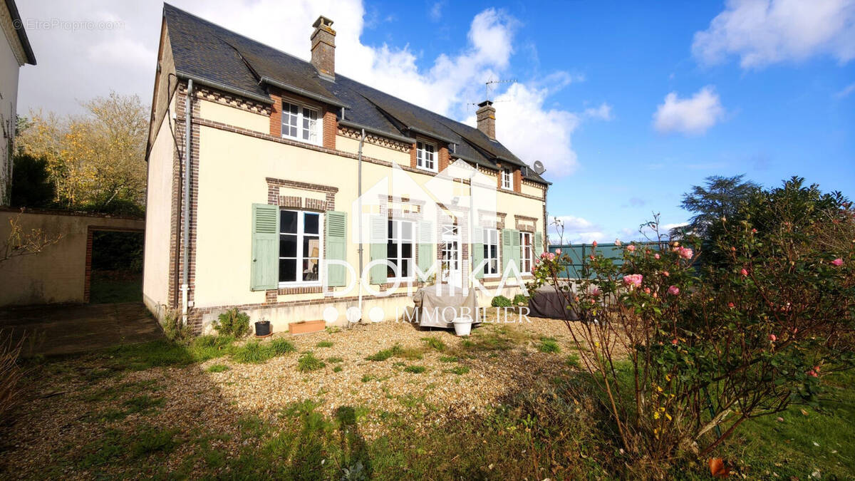 Maison à EZY-SUR-EURE