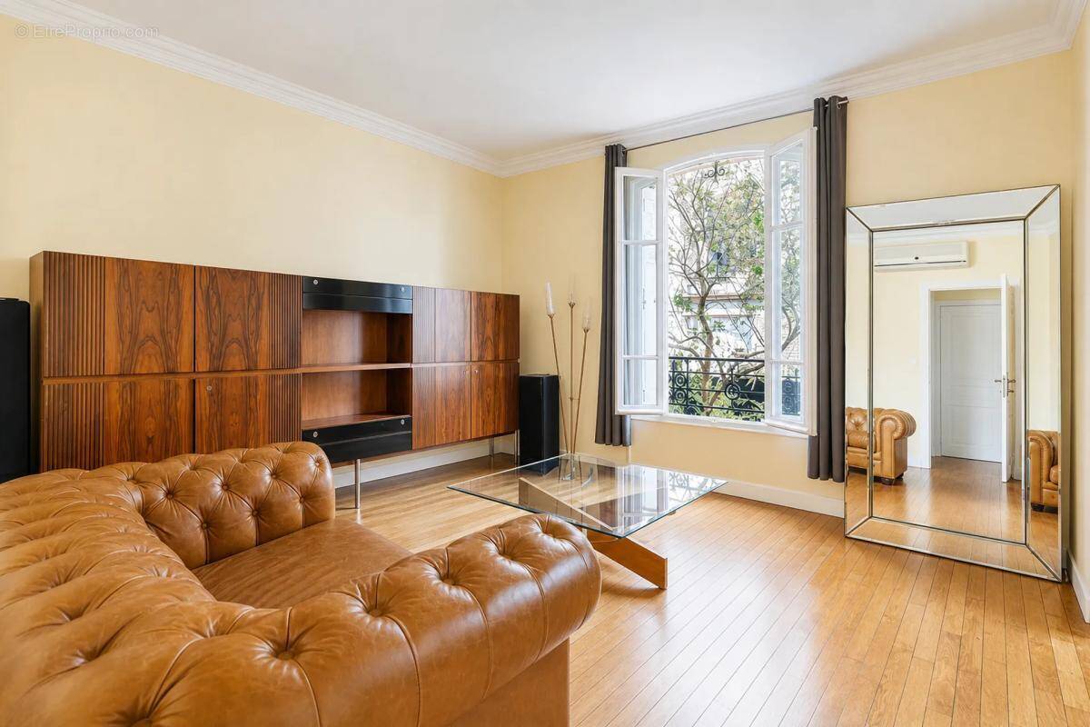 Maison à COLOMBES