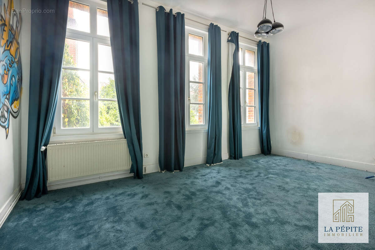 Maison à VALENCIENNES