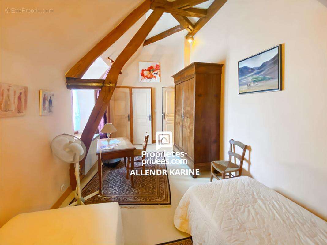 Maison Brannay 11 pièce(s) 220 m2 - photo 14