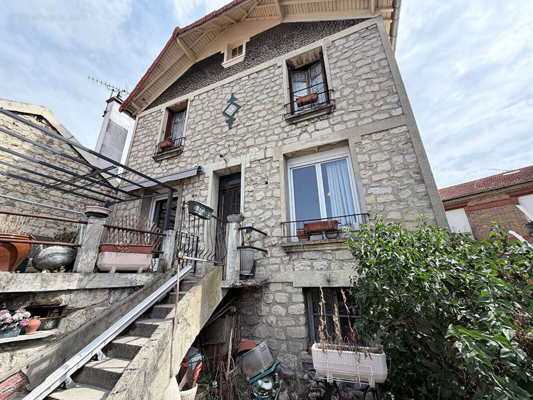 Maison à JOINVILLE-LE-PONT