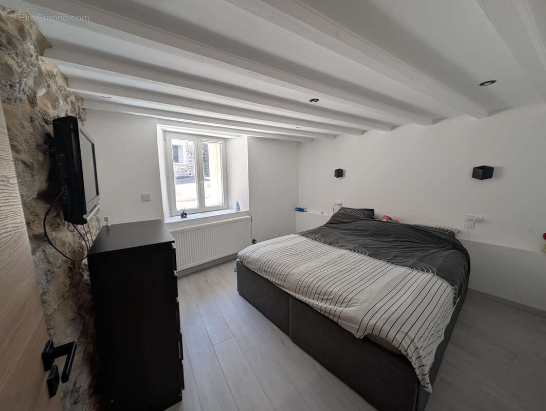 Maison à SARRAS